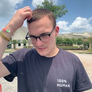 Meet your Posher, Cade